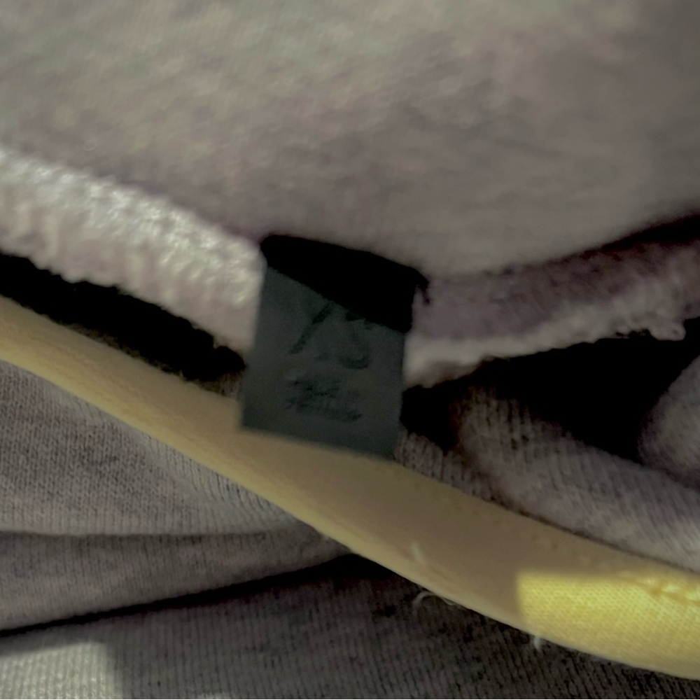 Fear of God Essentials Men’s front and back logo patch grey hoodie XS Gray Rare - Picture 7 of 7